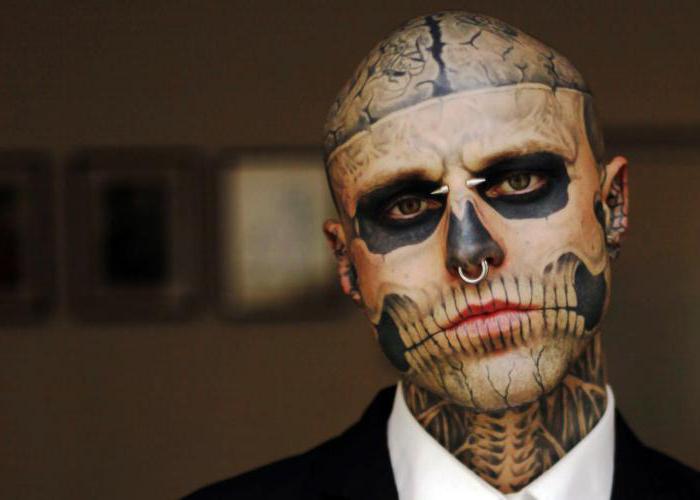 Зловещие татуировки Рика Дженеста – эпатажного персонажа шоу-бизнеса