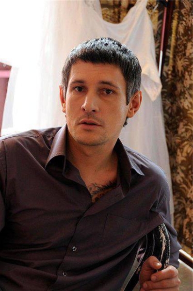 Актер Денис Бургазлиев: биография, личная жизнь 