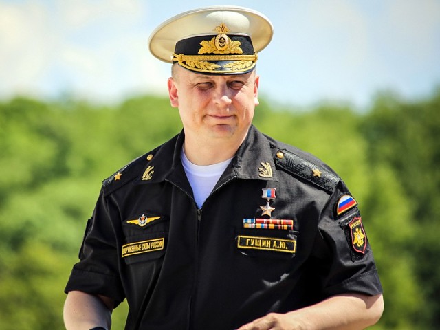 Генерал-лейтенант Гущин Андрей Юрьевич: биография и фото