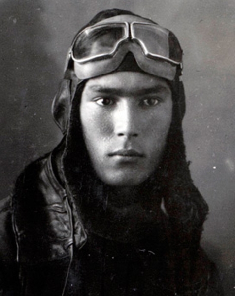 Советский летчик Нуркен Абдиров: биография, подвиг, награды